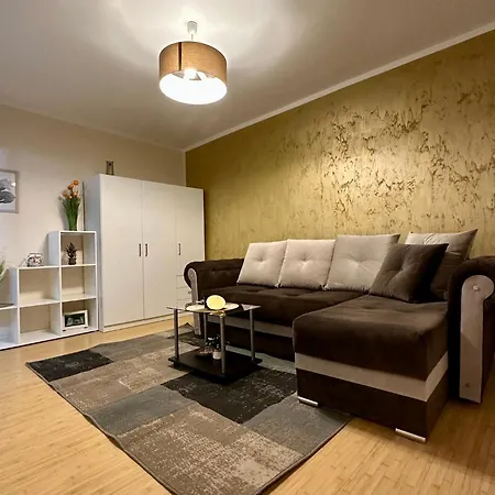 Apartament Cu Parcare La Locatie !!!