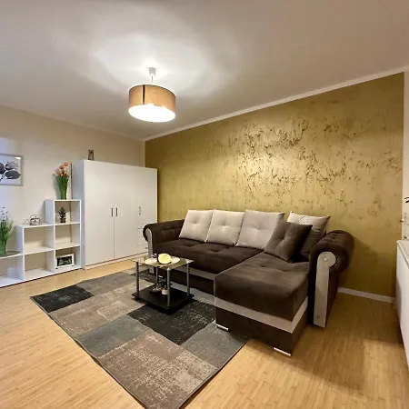 Apartament Cu Parcare La Locatie !!!